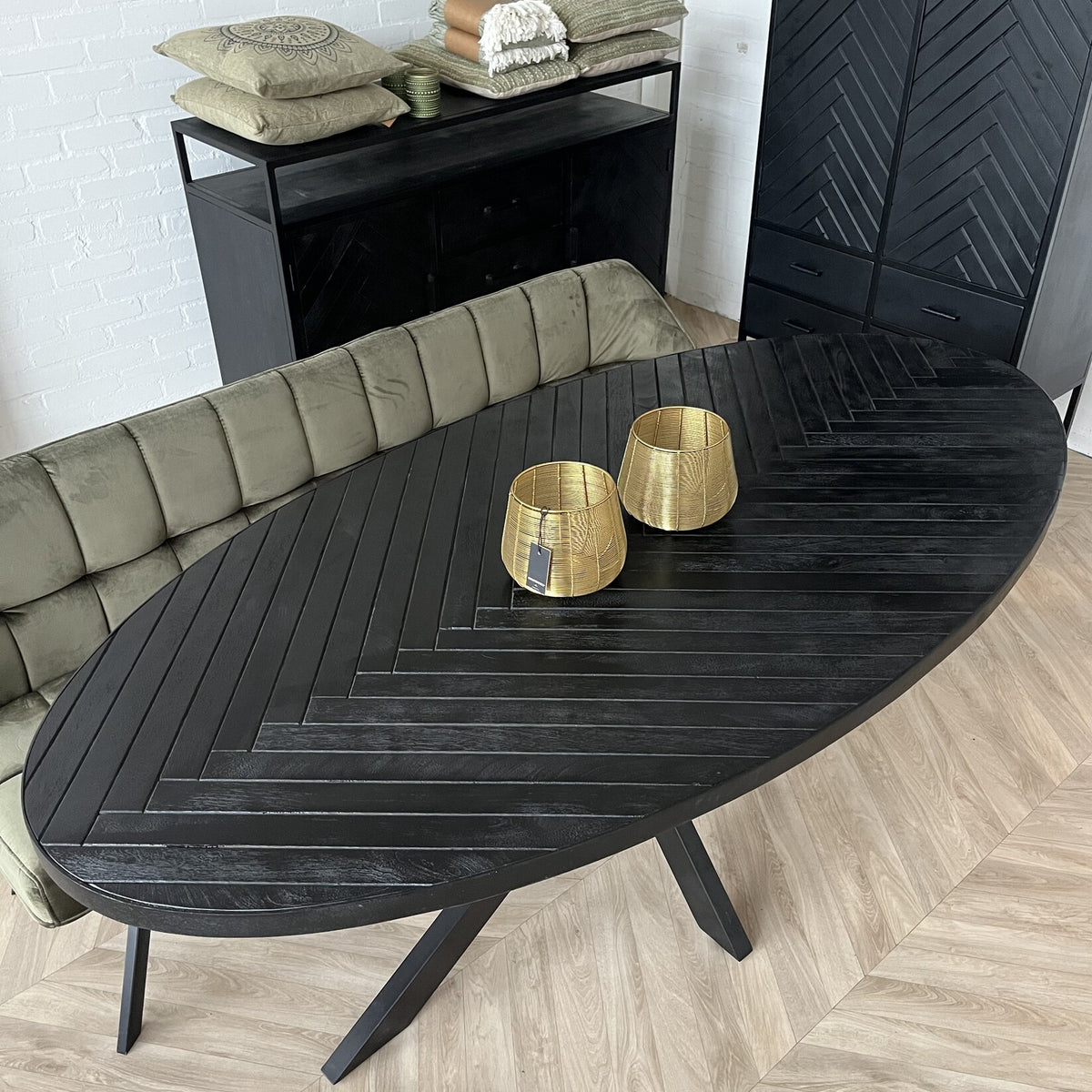 Ovale eettafel visgraat zwart 210cm