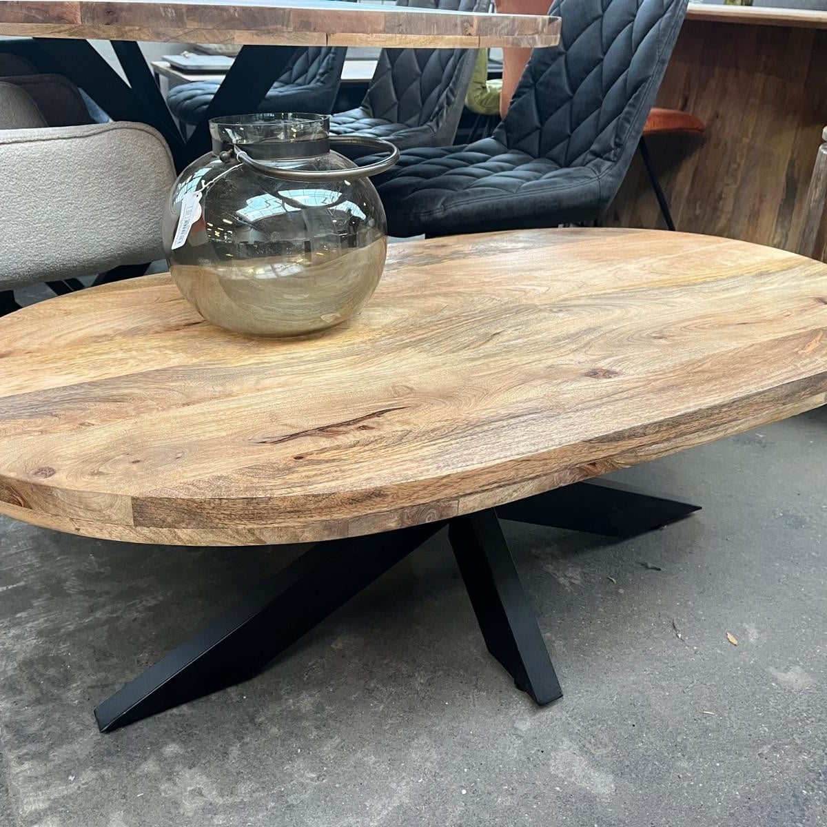 Salontafel deens ovaal mangohout zand