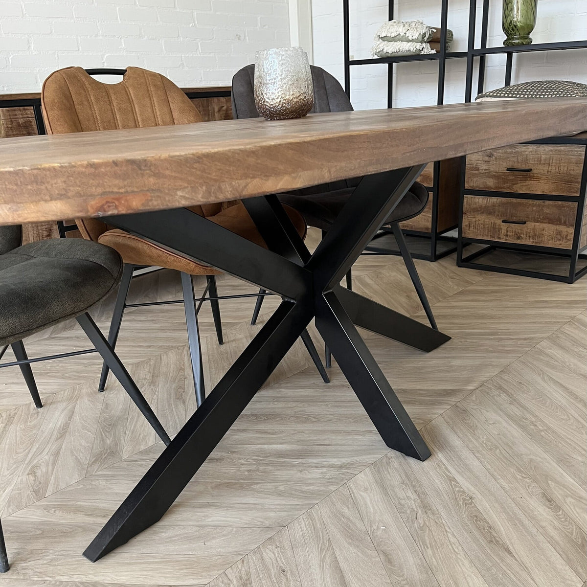 Eettafel deens ovaal mangohout moreno 160 t/m 220 cm