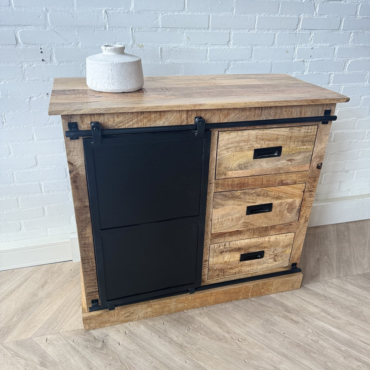 Dressoir Bilbao mangohout - 100 cm mangohout leverbaar medi dec. 2026