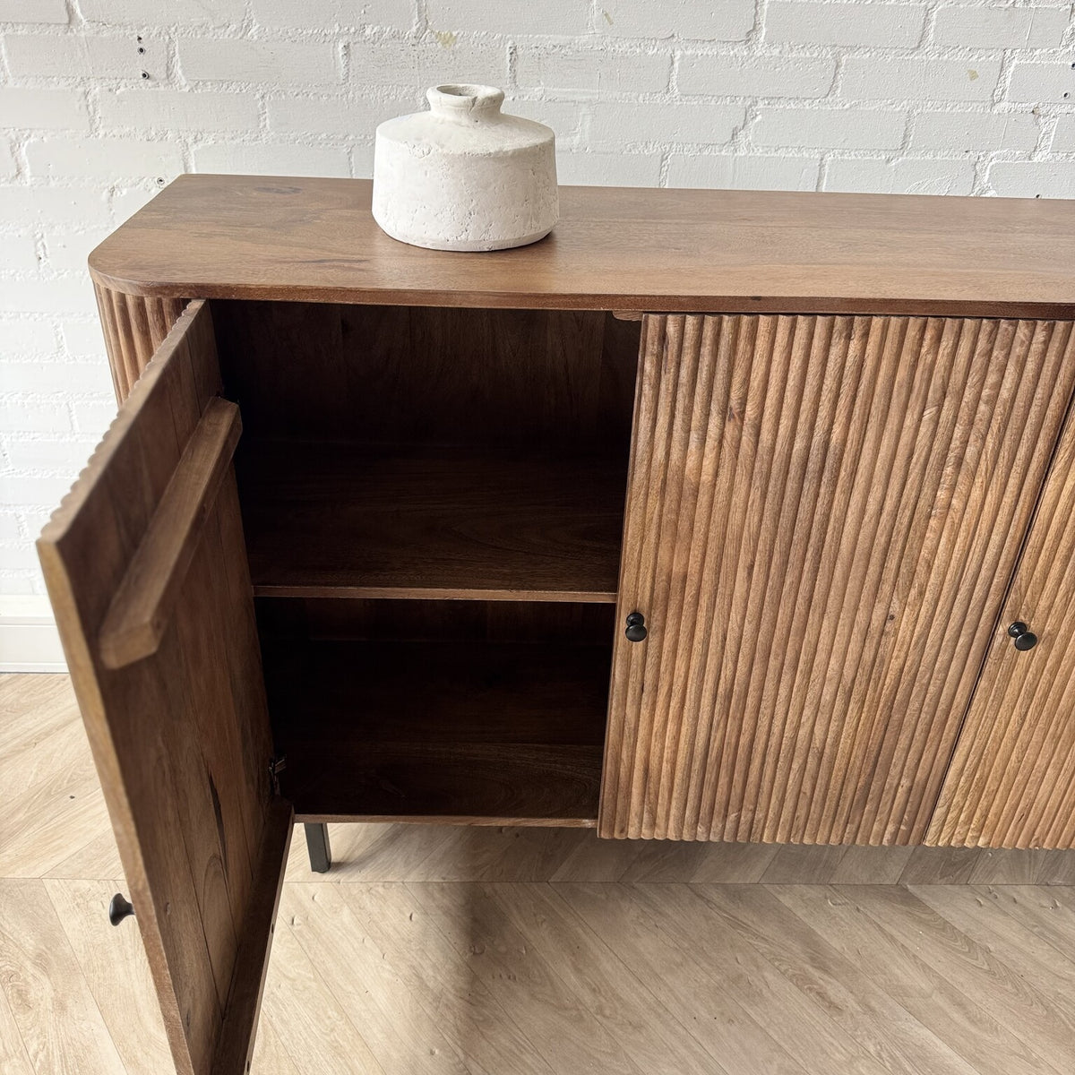 Dressoir Avila mangohout ribbel - 150 en 180 cm