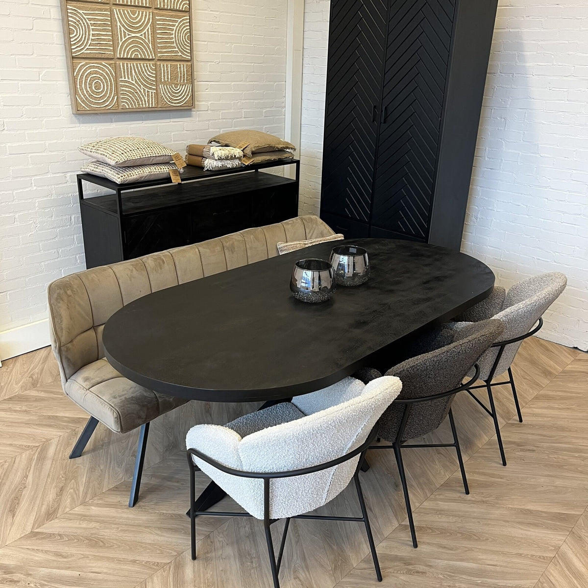 Eettafel Deens ovaal zwart mangohout 160 t/m 220 cm 