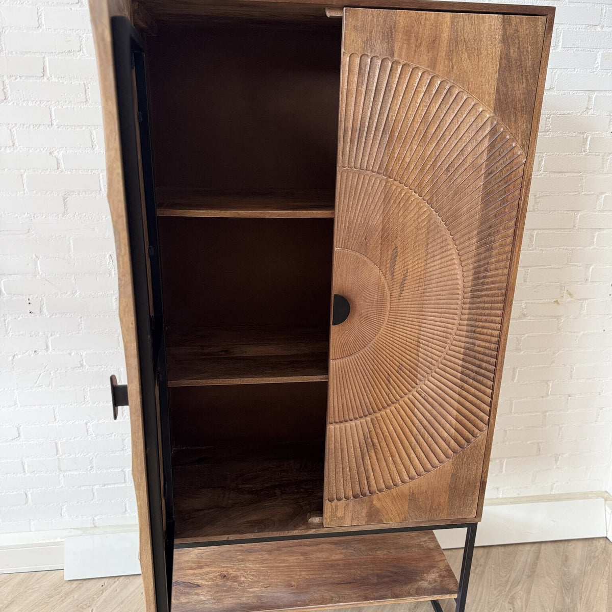Kast Altea carved mangohout  - bruin - Leverbaar medio oktober