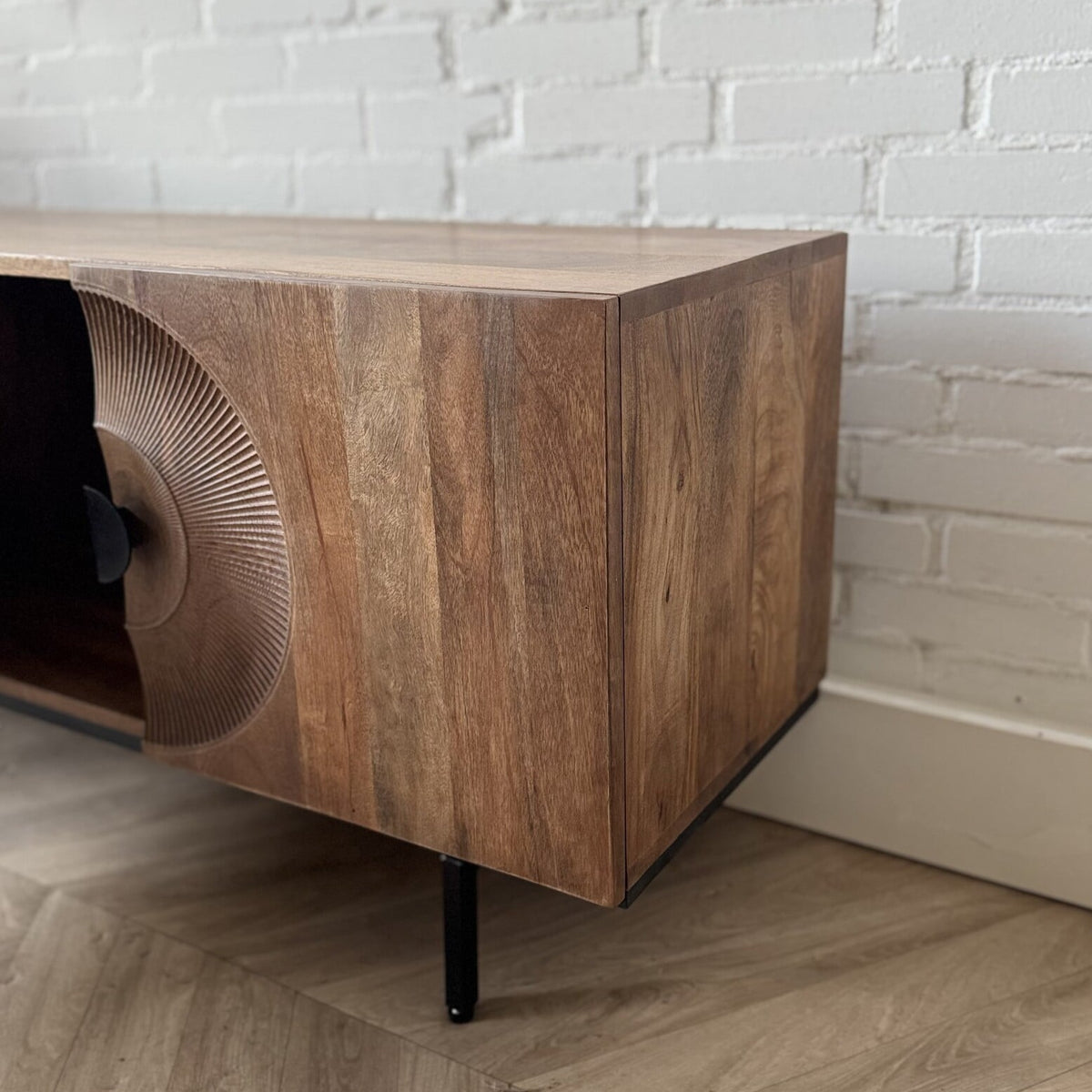TV-meubel Altea carved mangohout - bruin of zwart - 180 