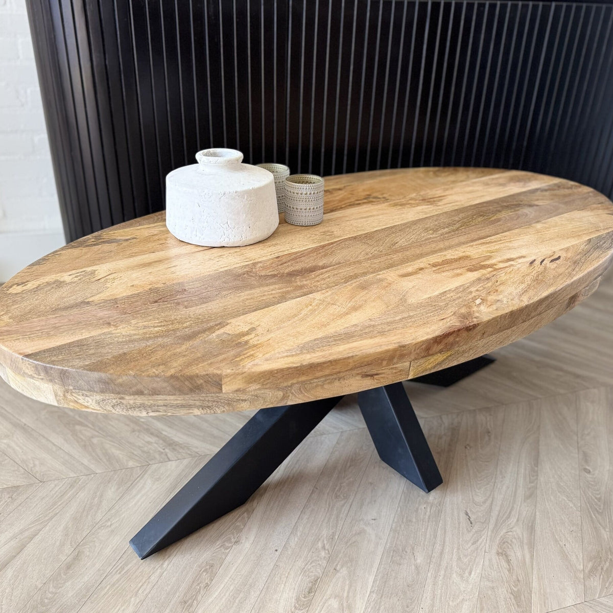 Salontafel ovaal 100 & 130 cm mangohout matrix zwart 