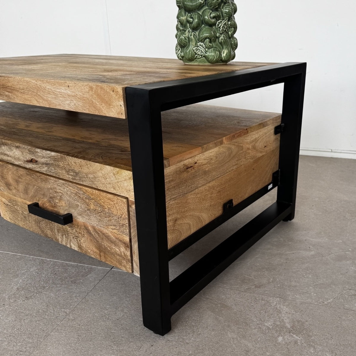  Salontafel met 2 lades mangohout naturel Britt