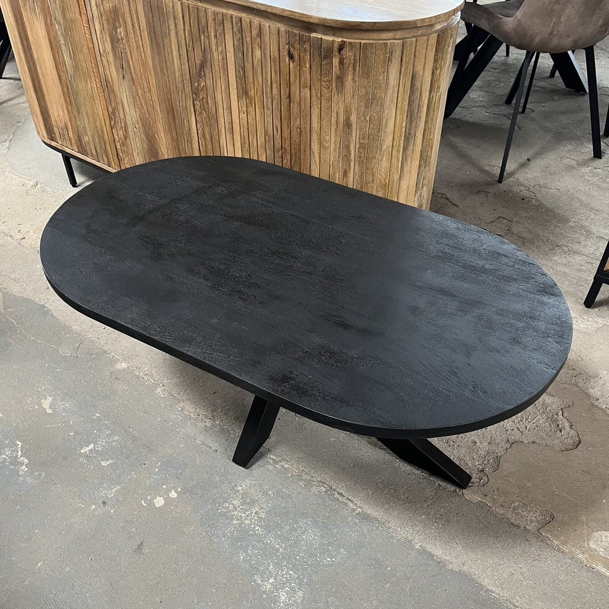 Salontafel Deens ovaal mangohout zwart matrix