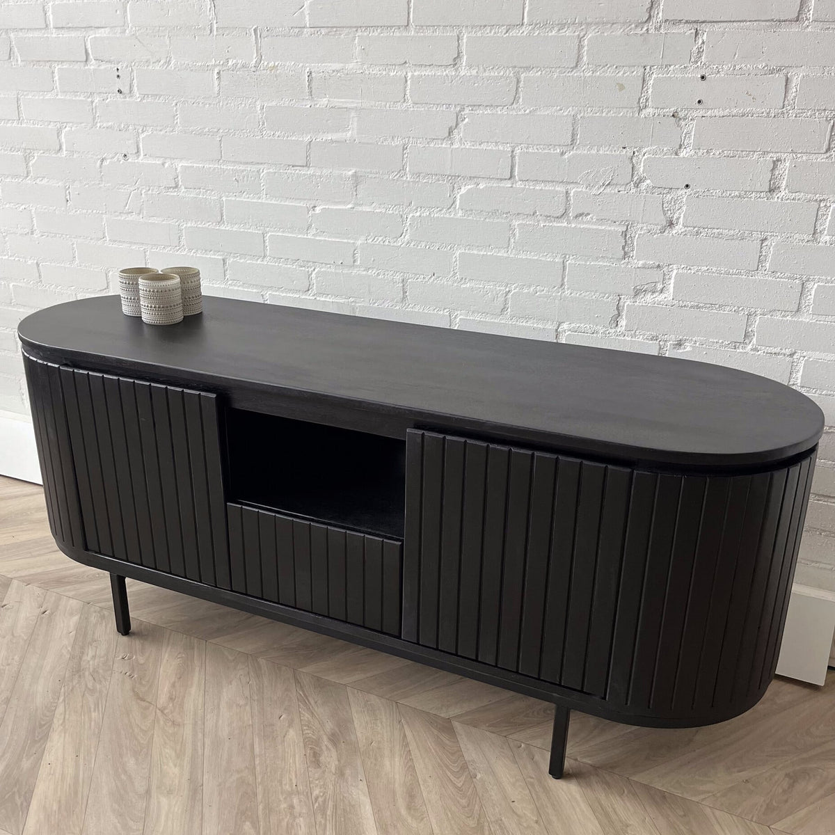 TV meubel Pedrera 140 zwart mangohout ribbel