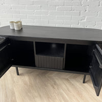 TV meubel Pedrera 140 zwart mangohout ribbel