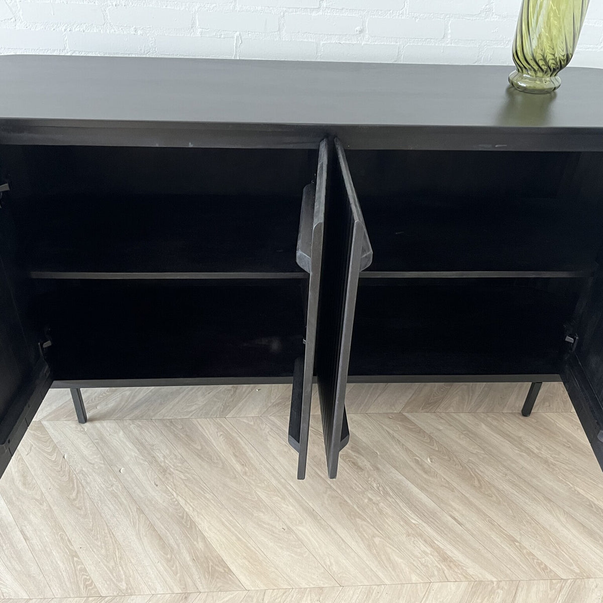 Dressoir Pedrera zwart mangohout ribbel - 3 afmetingen 