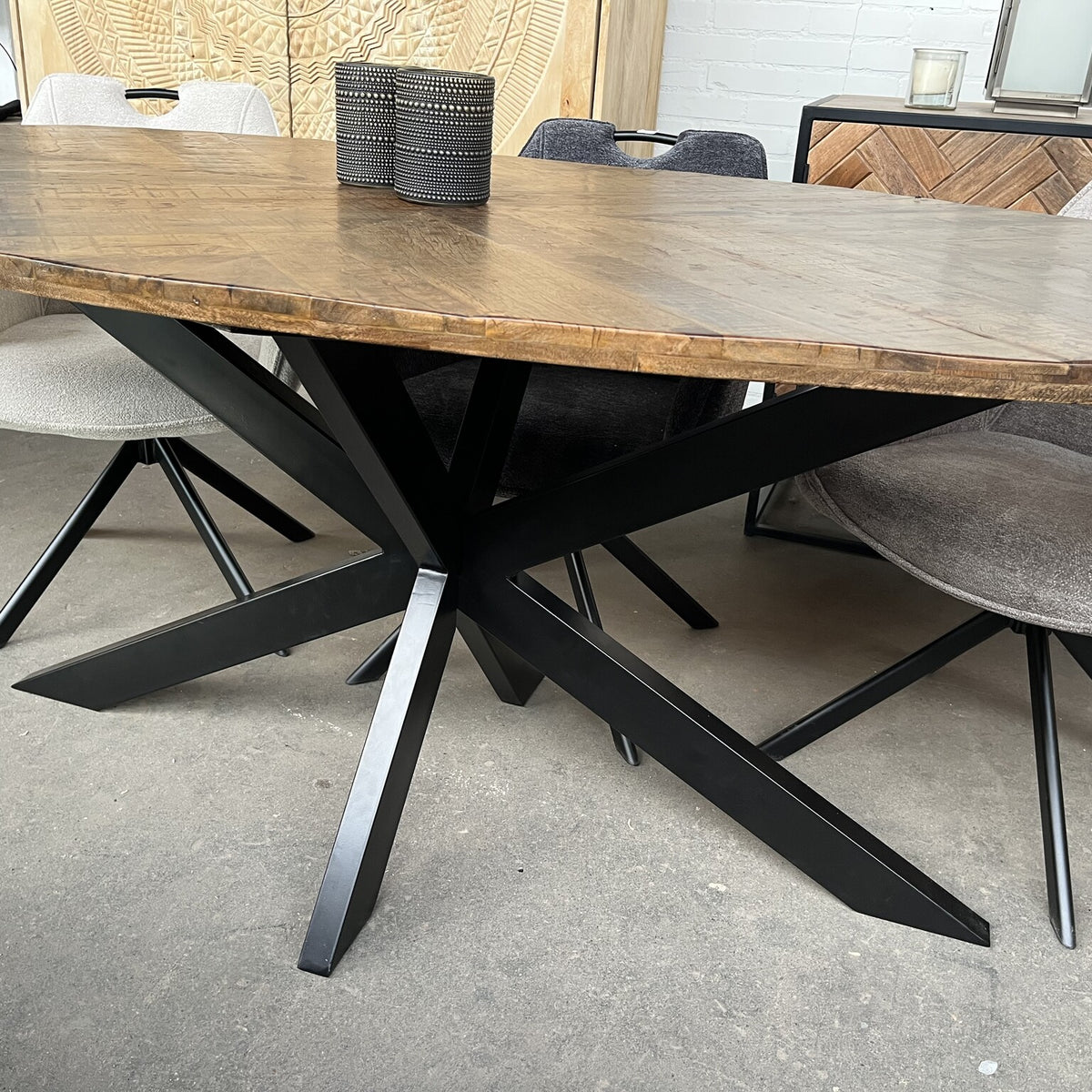 Eettafel ovaal visgraat - 3 afmetingen