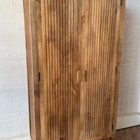Dichte kast massief mangohout ribbel 