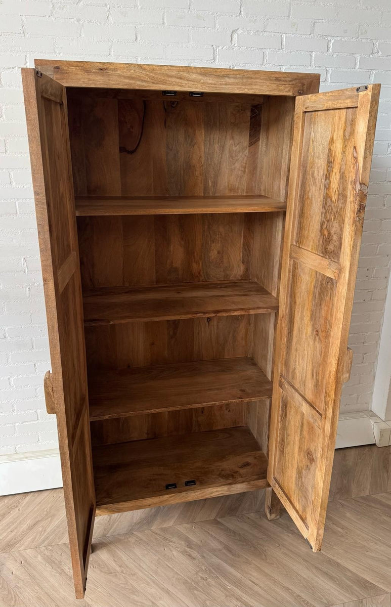 Dichte kast massief mangohout ribbel 