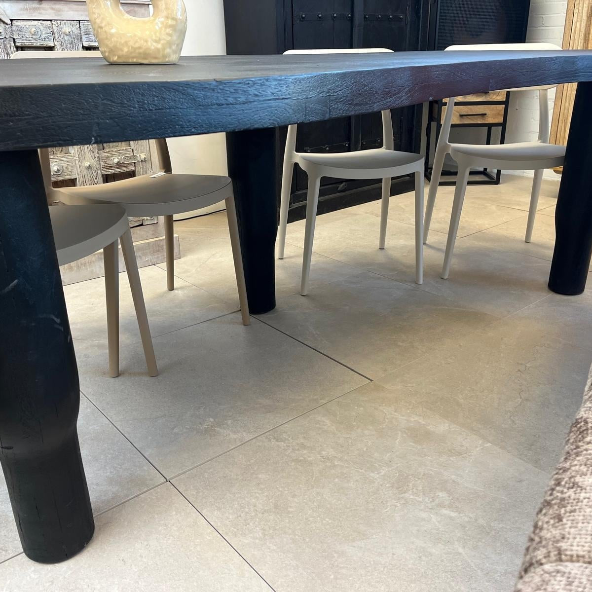 Eettafel zwart organisch 240cm